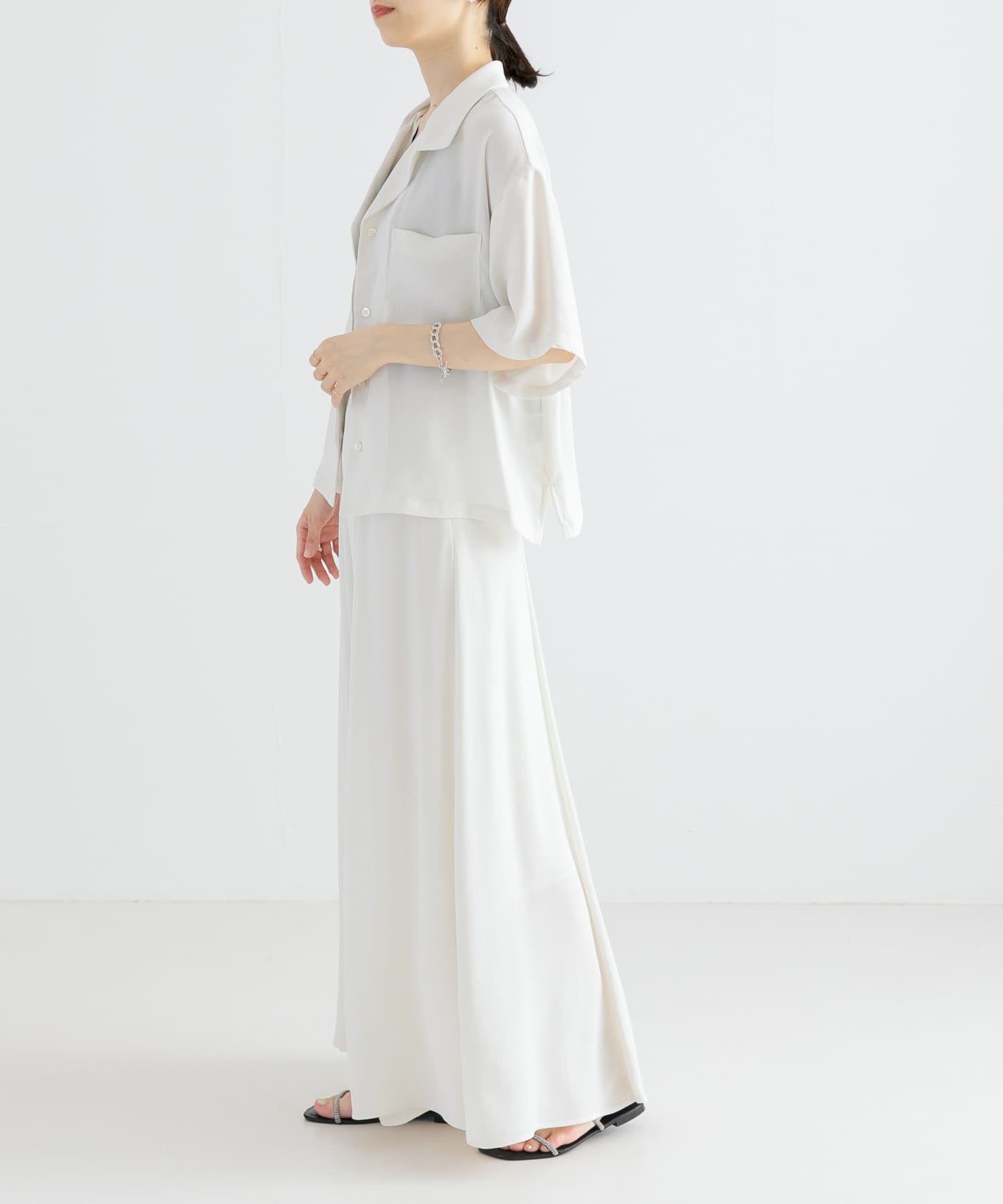130569417