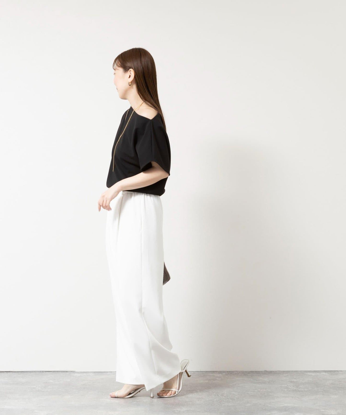 169916746