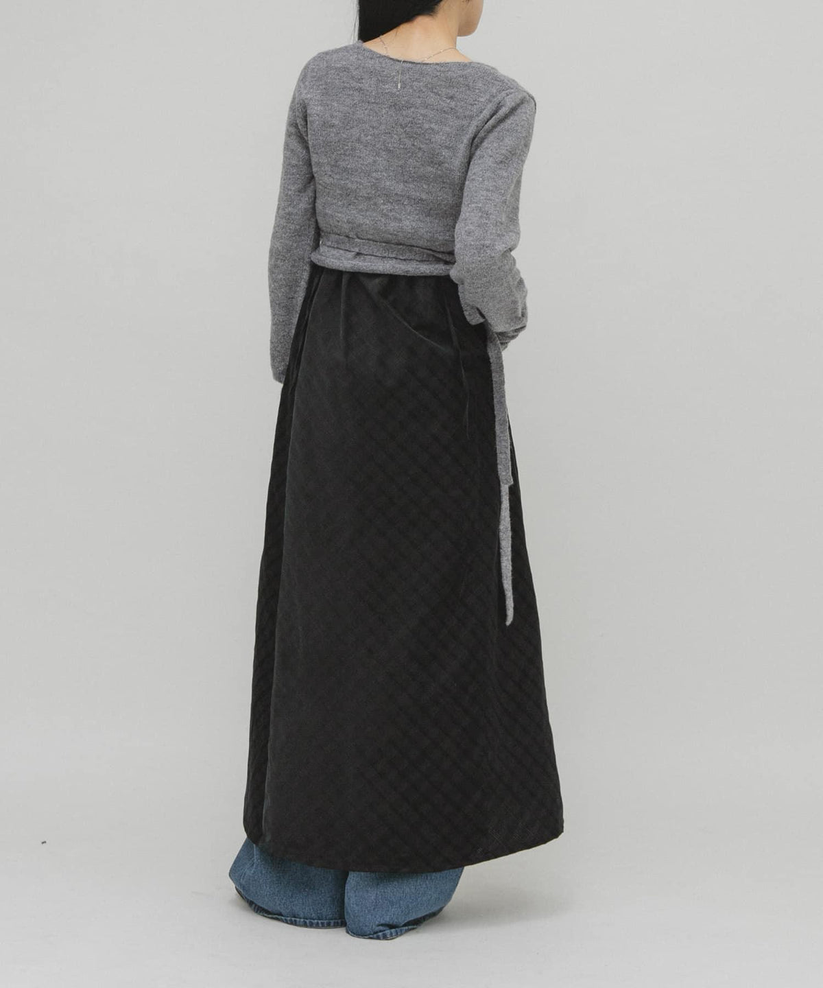 273766135