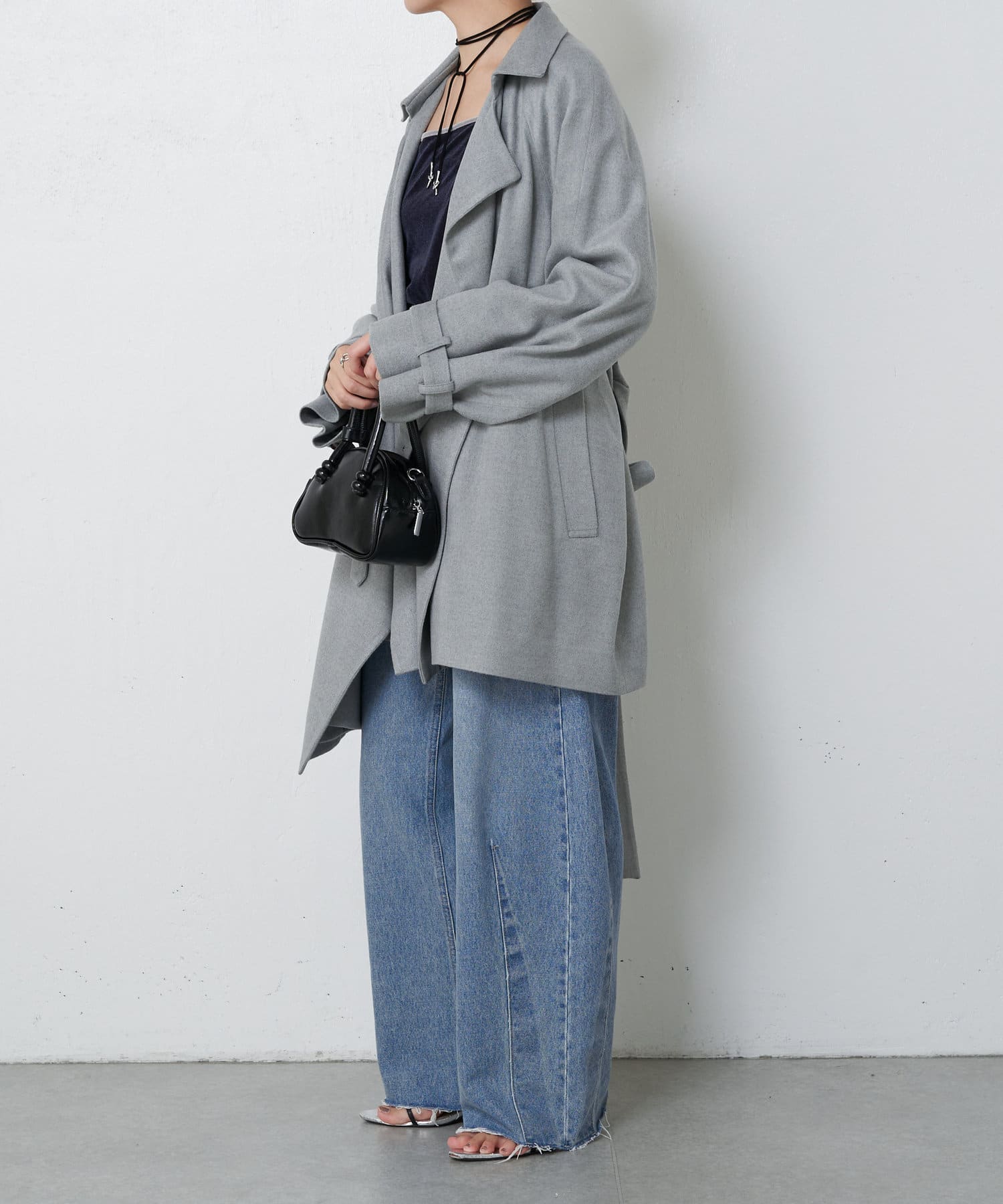 132816369