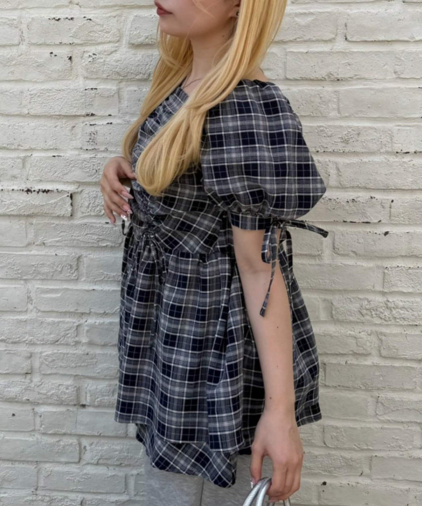 171075225