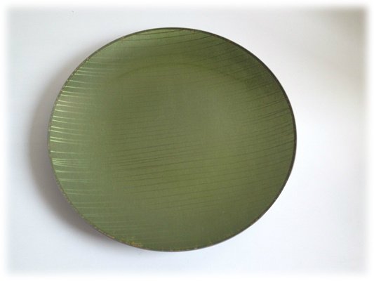 100986104