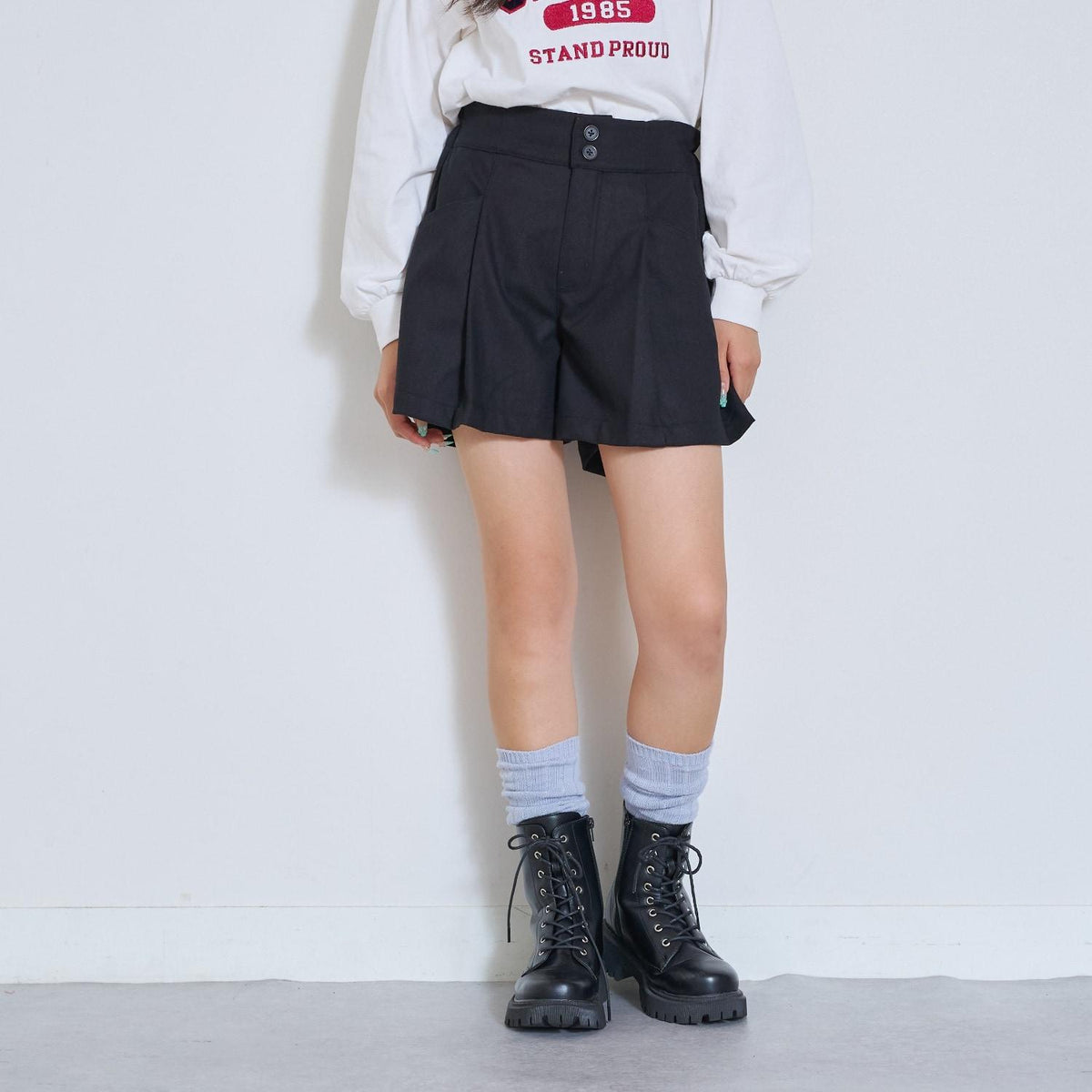 173806732