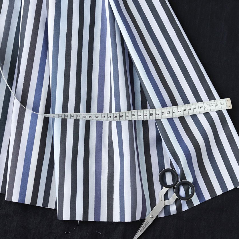 136996978