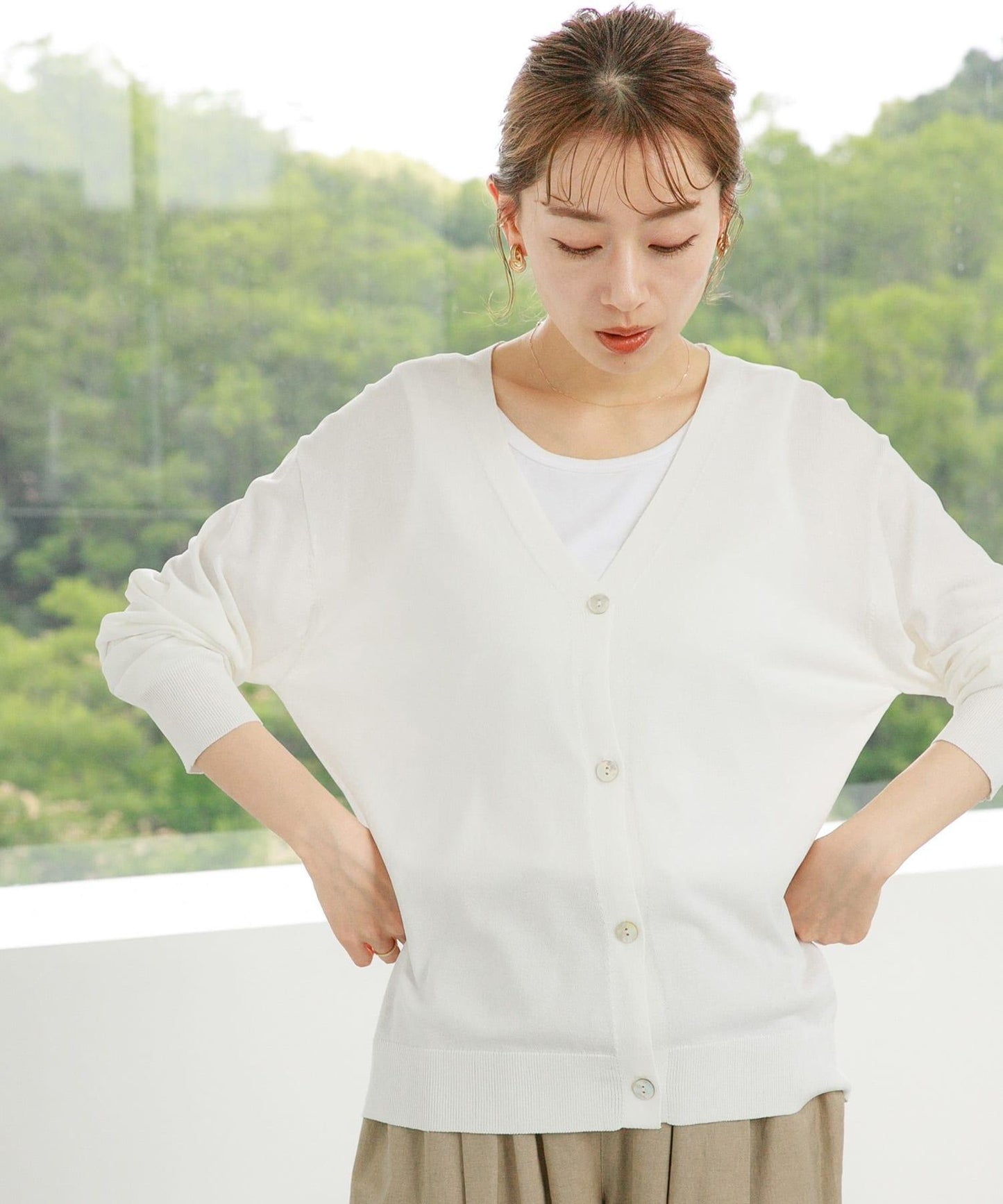 134400575