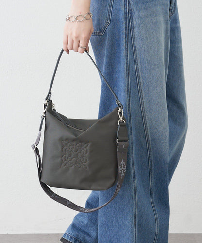 282999084