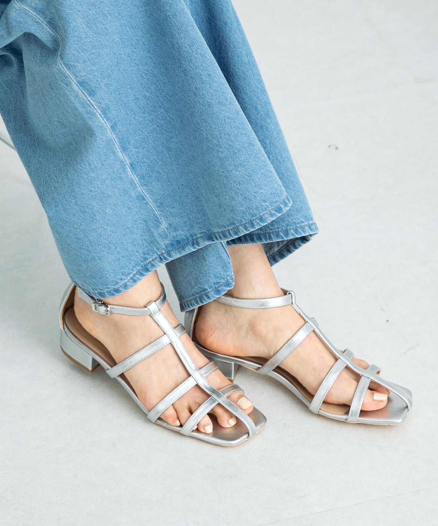 159392611