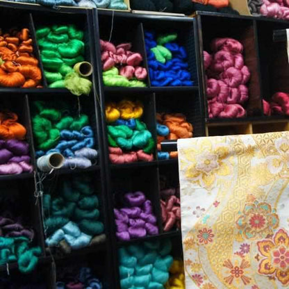 284660328