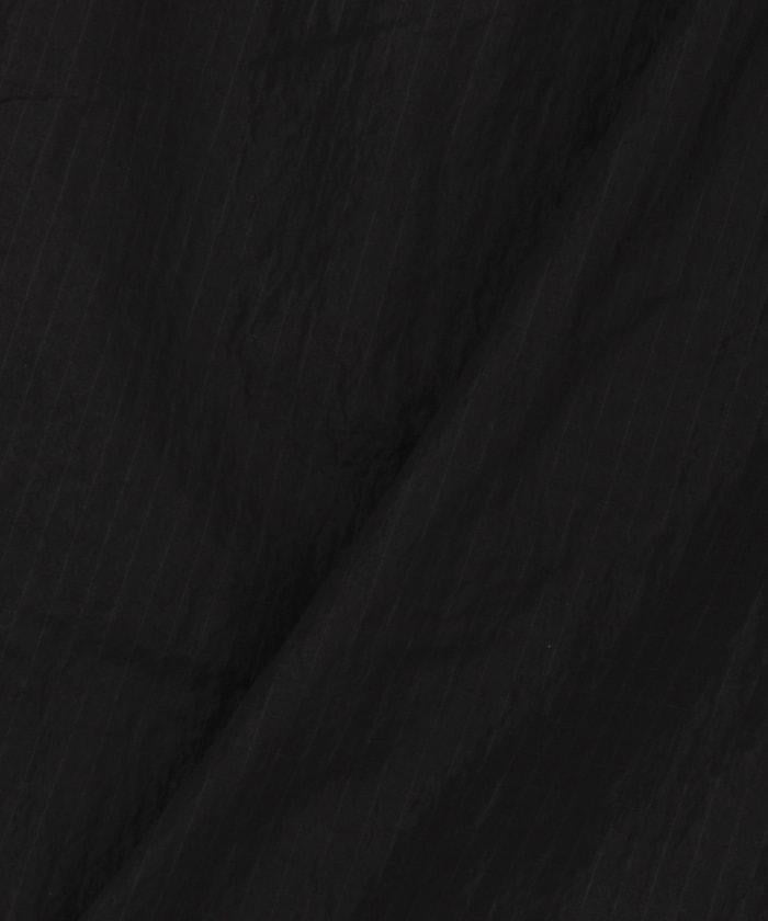 283025658