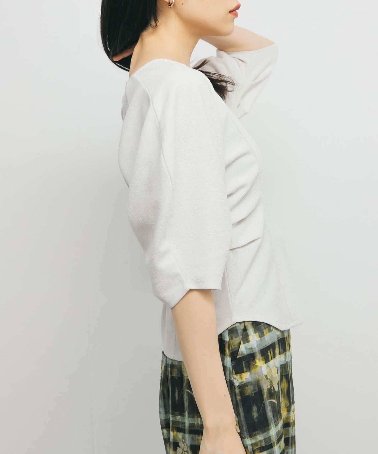 161195706