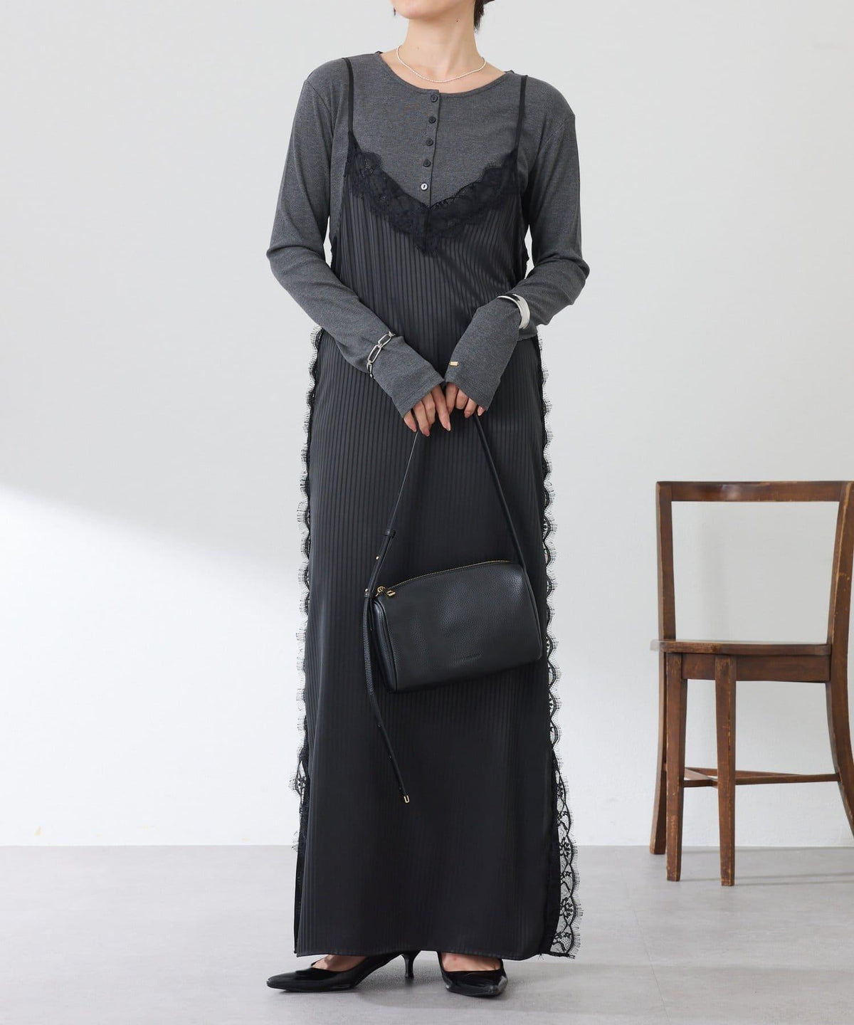 172705328