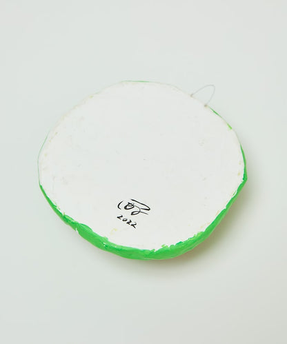 104700481
