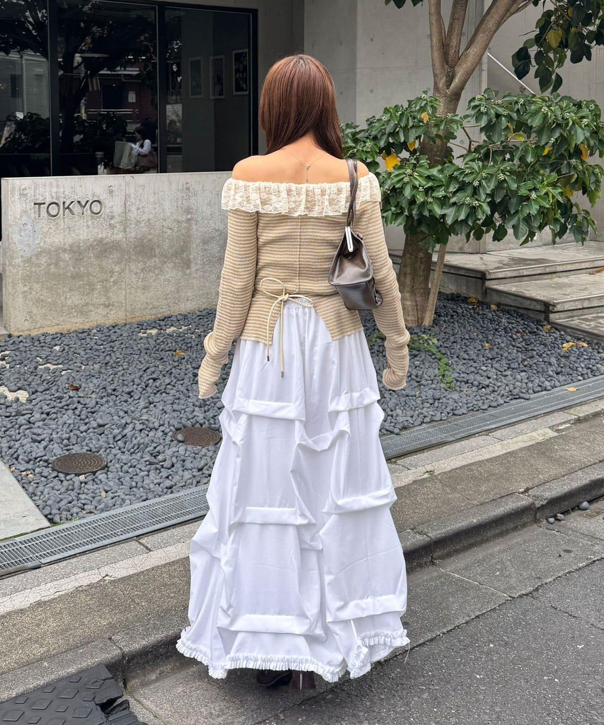 173801485