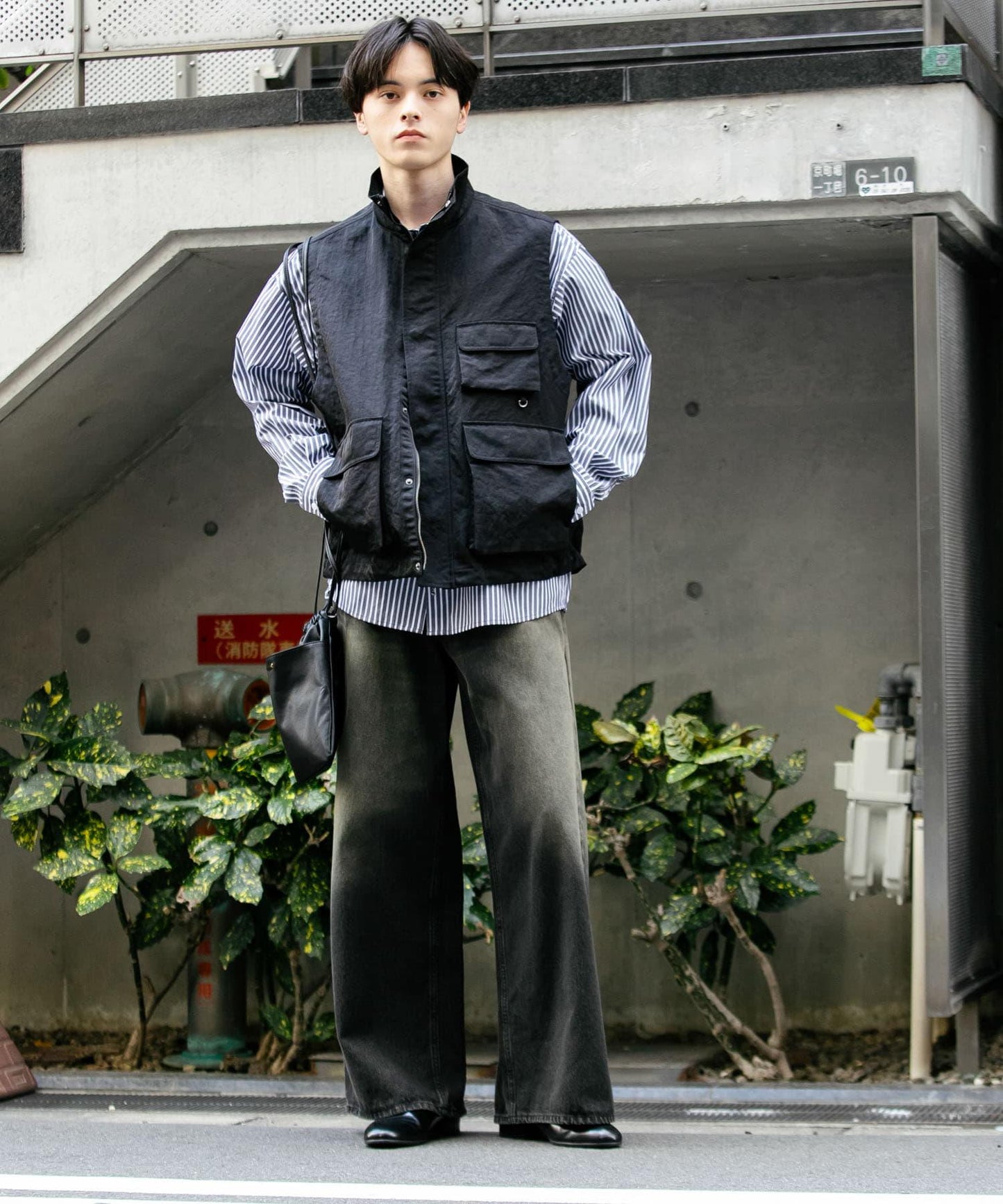 166069941