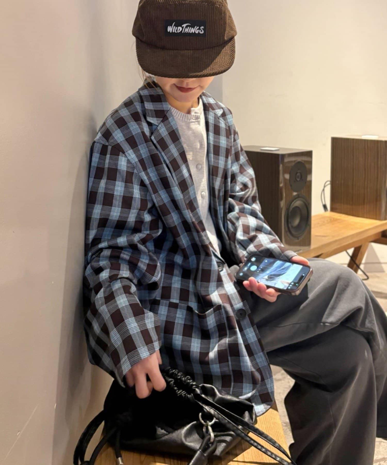 169864776