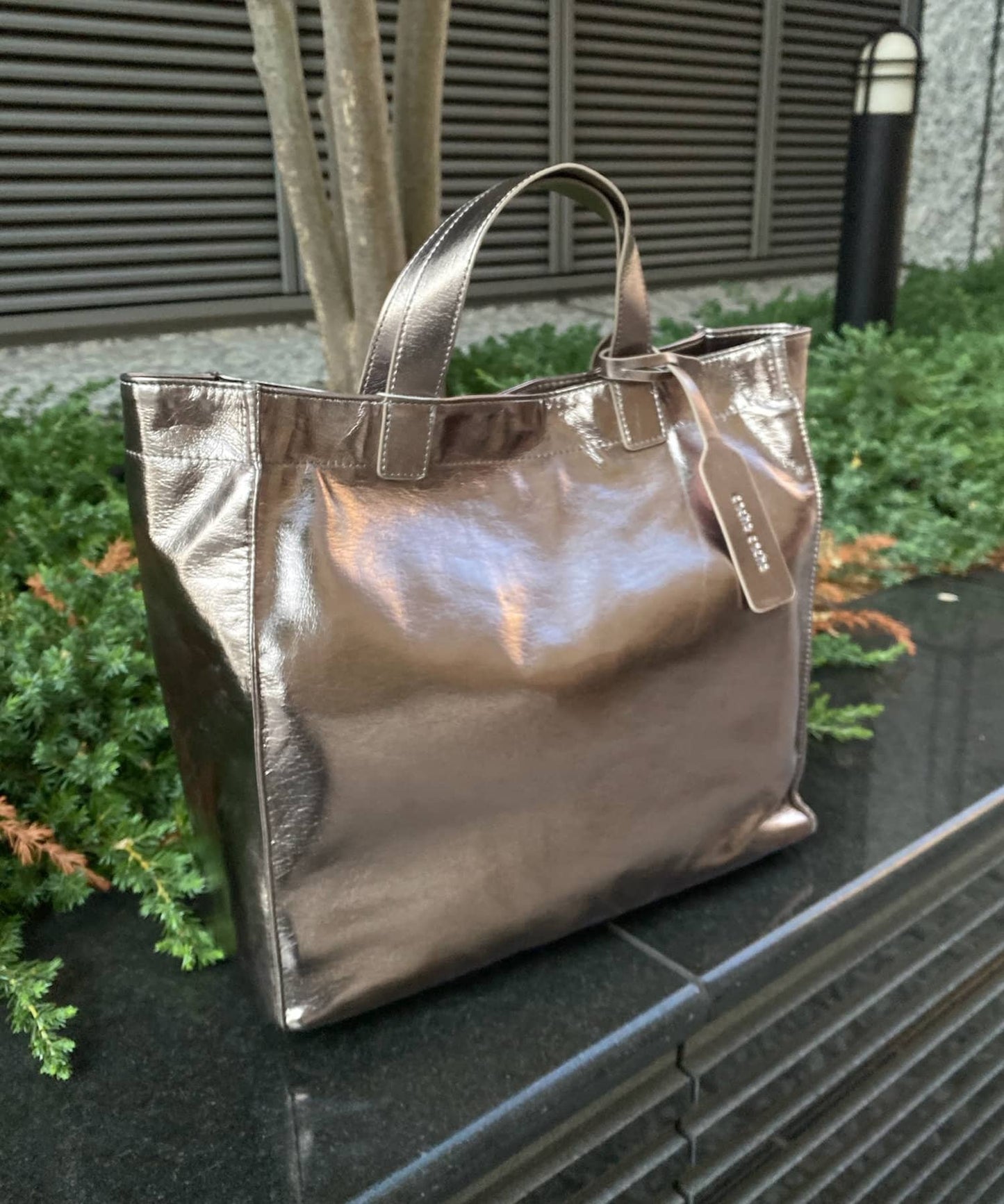 91040854