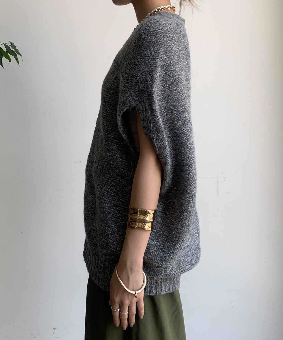 164932973