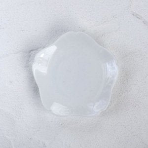102208113