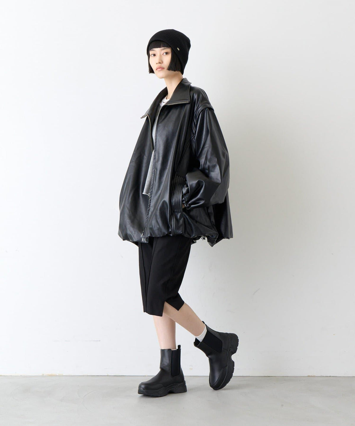 172862439