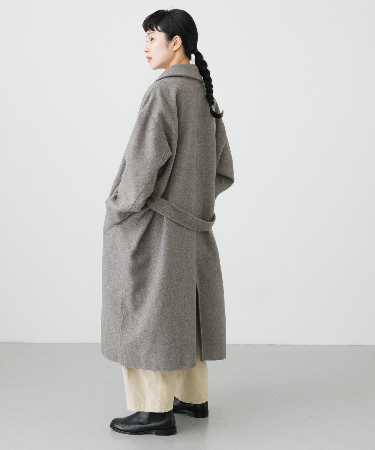 100520820