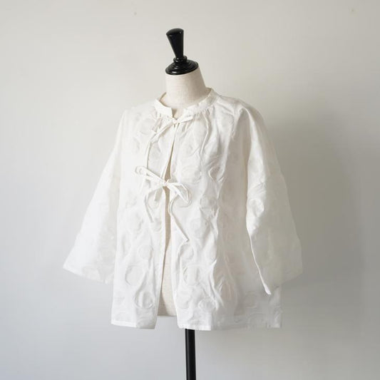 sosotto (ソソット) | 綿麻DOT塩縮リボンボレロ (off white) | ドット柄 重ね著 羽織 (42534911-ow)