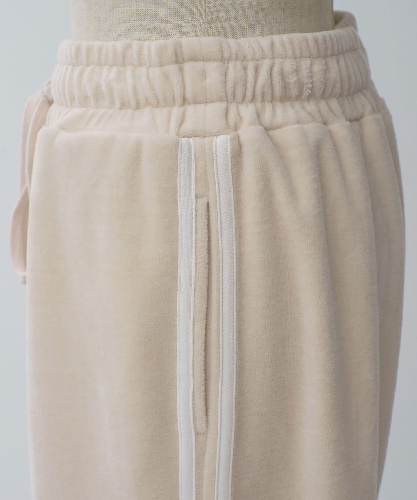 108982556