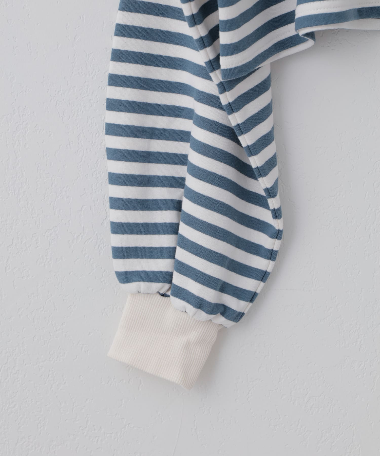 94978593