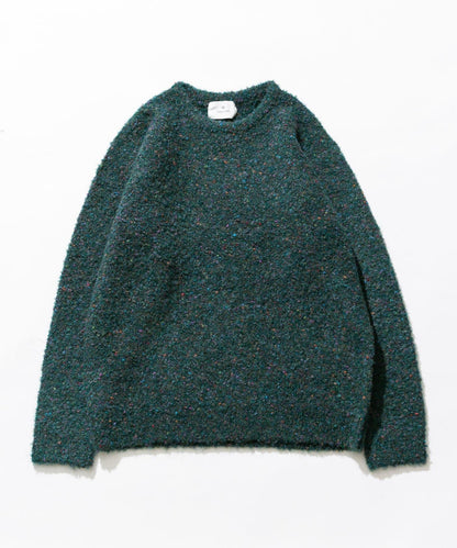 163047841