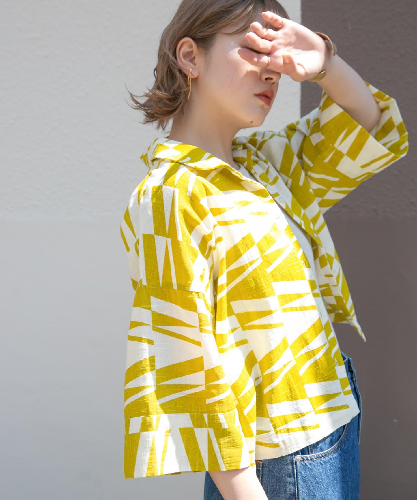 129840998