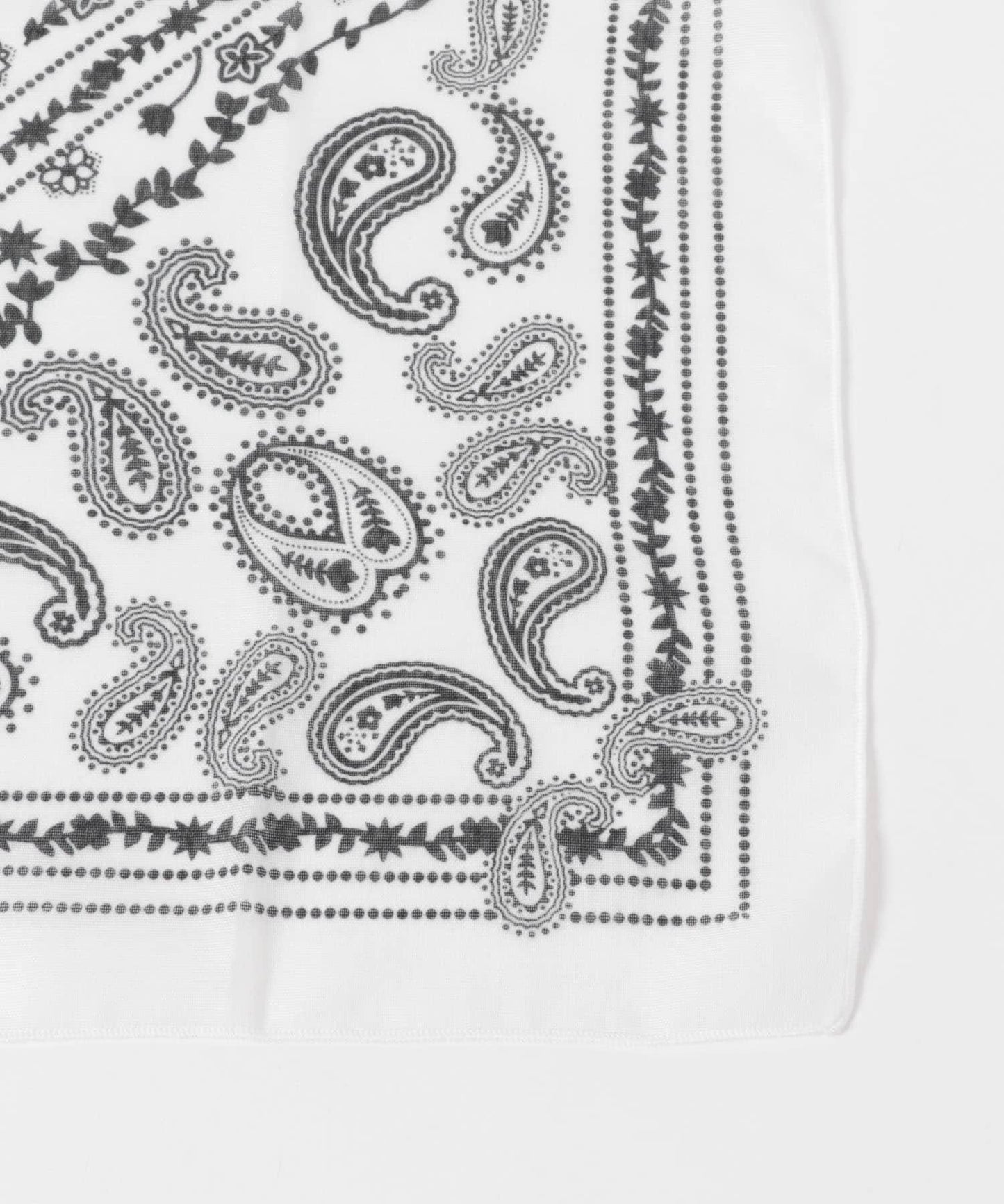 163031100
